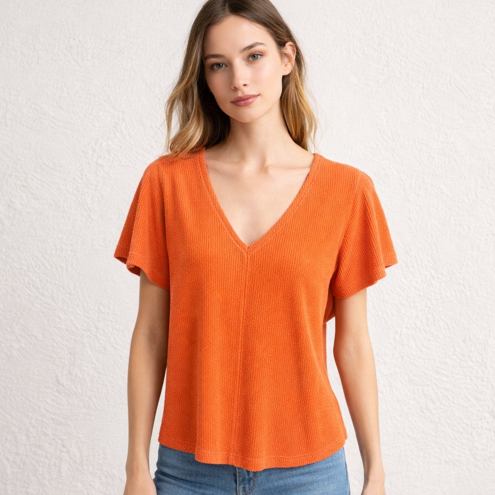 FREE ASSEMBLY Orange Ribbed V-Neck Top – Size Medium